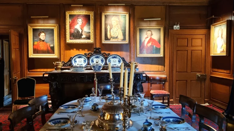 La salle à manger du château Brodie