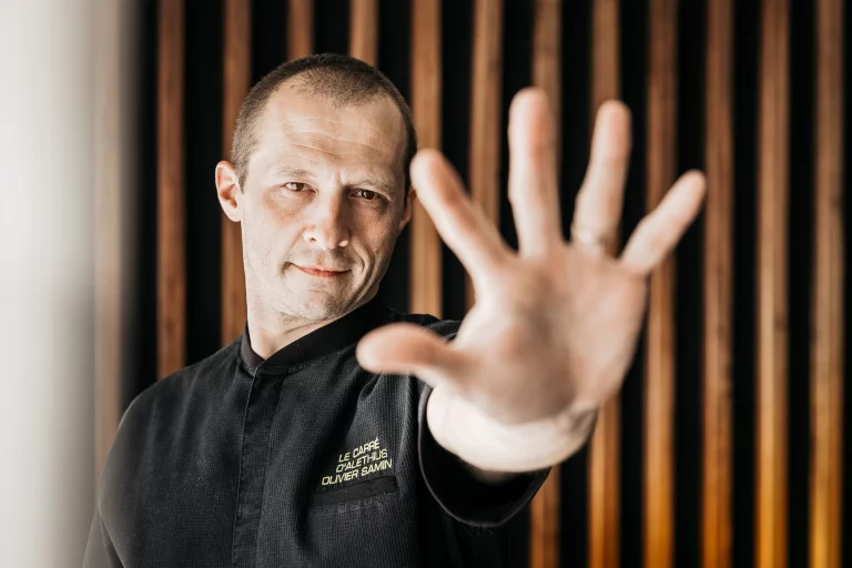 Olivier Samin, le chef étoilé du Carré d'Altheus à charmes-sur-Rhône ©Pascale Cholette